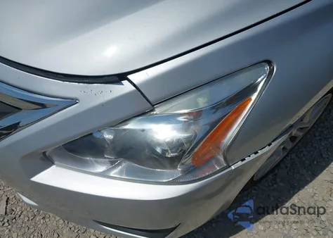 2015 Nissan Altima 2.5/2.5 S/2.5 Sl/2.5 Sv из США, поврежденный, VIN 1N4AL3AP1FN390018